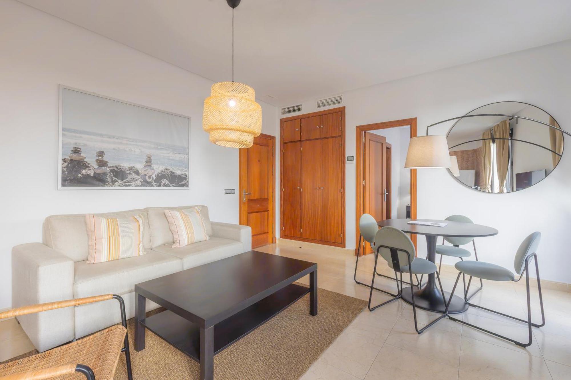 Apartamentos Moon Dreams Puerto El Puerto de Santa María Esterno foto