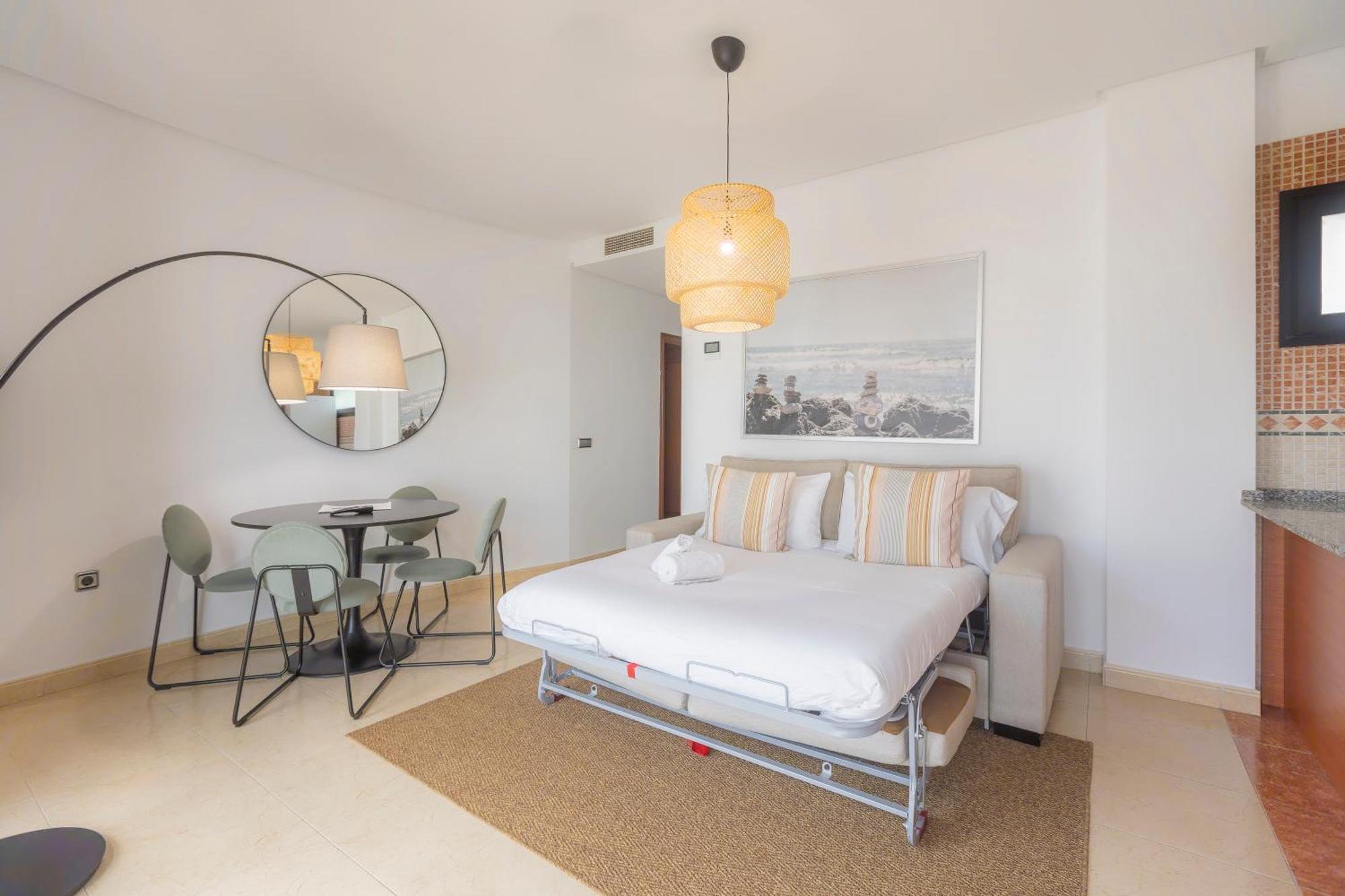 Apartamentos Moon Dreams Puerto El Puerto de Santa María Esterno foto