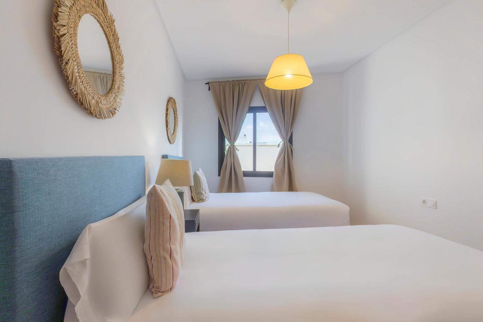 Apartamentos Moon Dreams Puerto El Puerto de Santa María Esterno foto