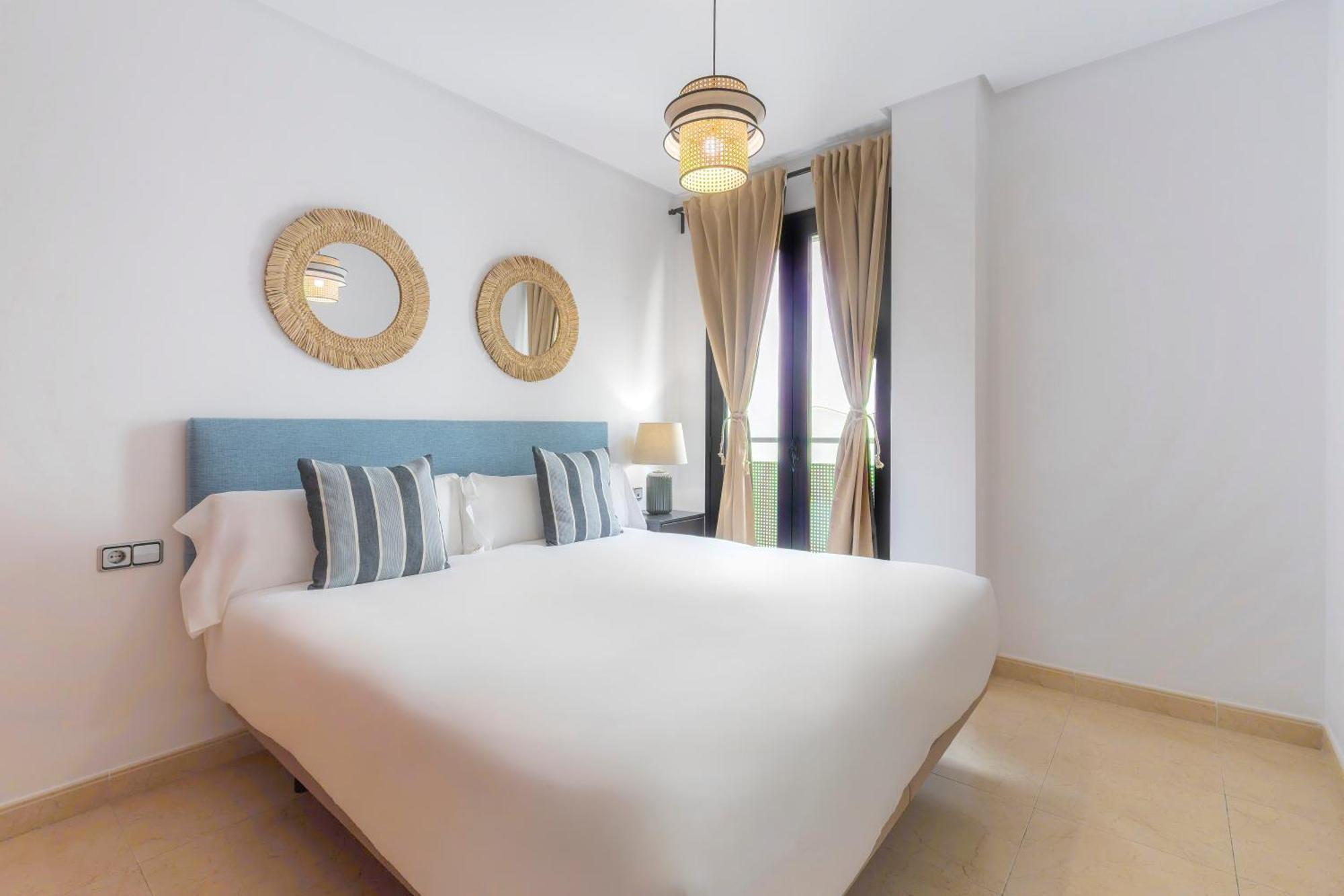 Apartamentos Moon Dreams Puerto El Puerto de Santa María Esterno foto