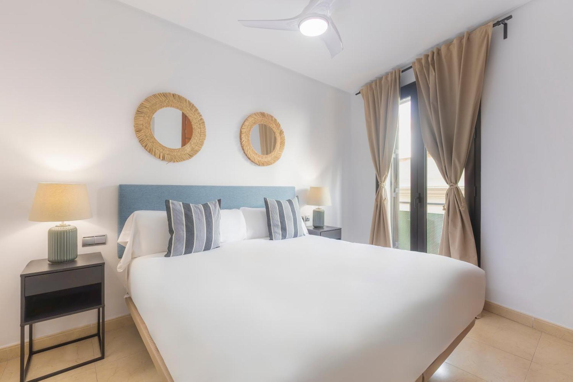 Apartamentos Moon Dreams Puerto El Puerto de Santa María Esterno foto