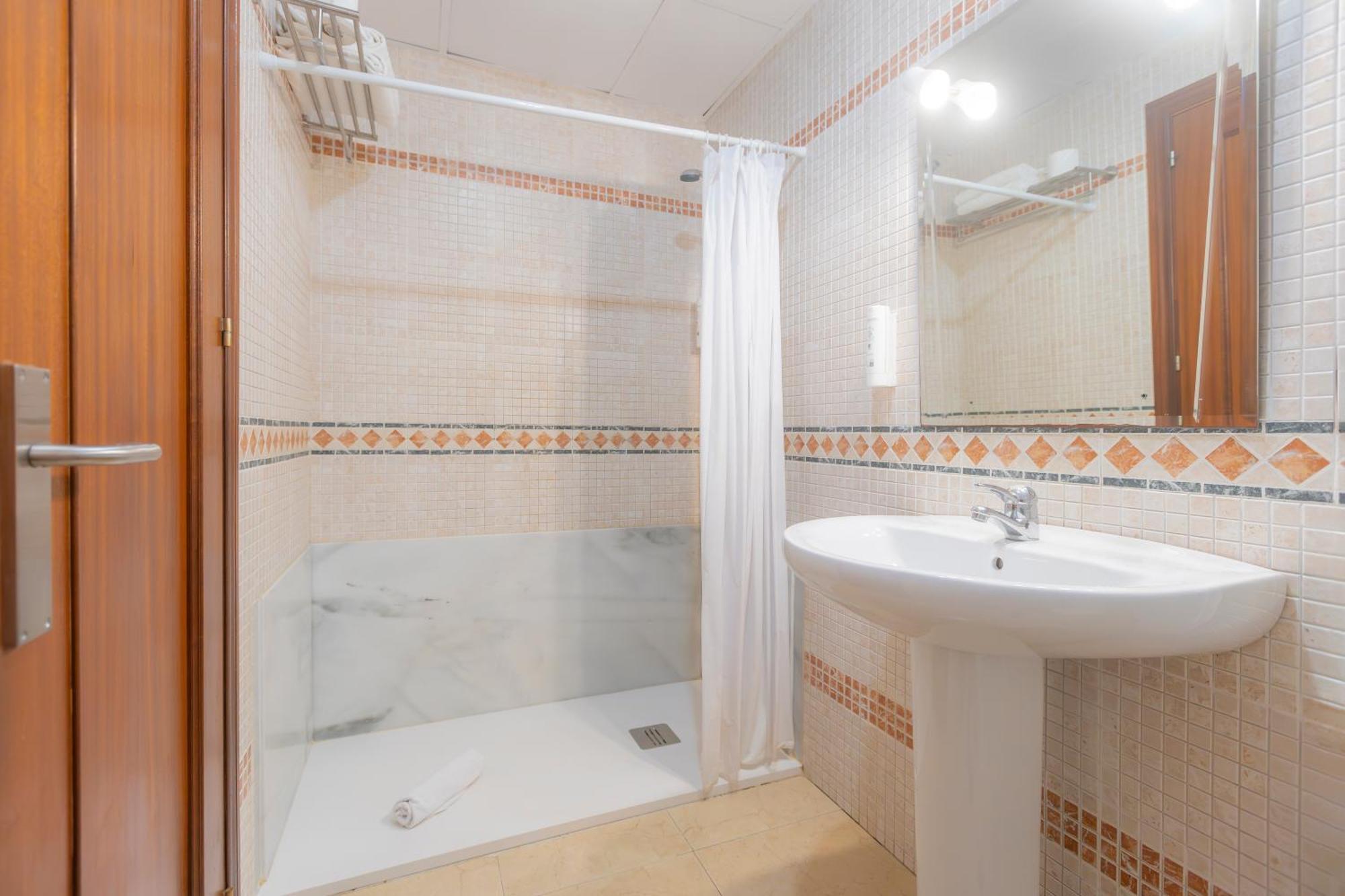Apartamentos Moon Dreams Puerto El Puerto de Santa María Esterno foto