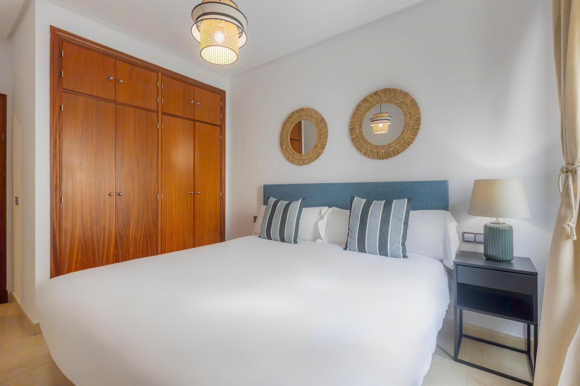 Apartamentos Moon Dreams Puerto El Puerto de Santa María Esterno foto